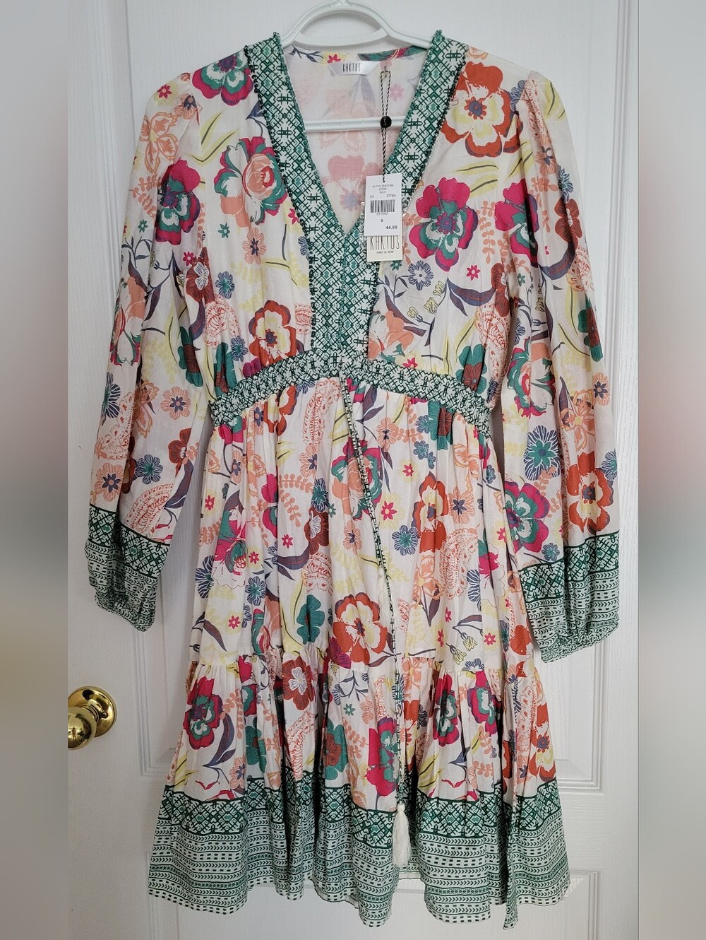 NWT Kaktus Floral Multicolor V-Neck Dress with Green Bead Trim, Sz Small